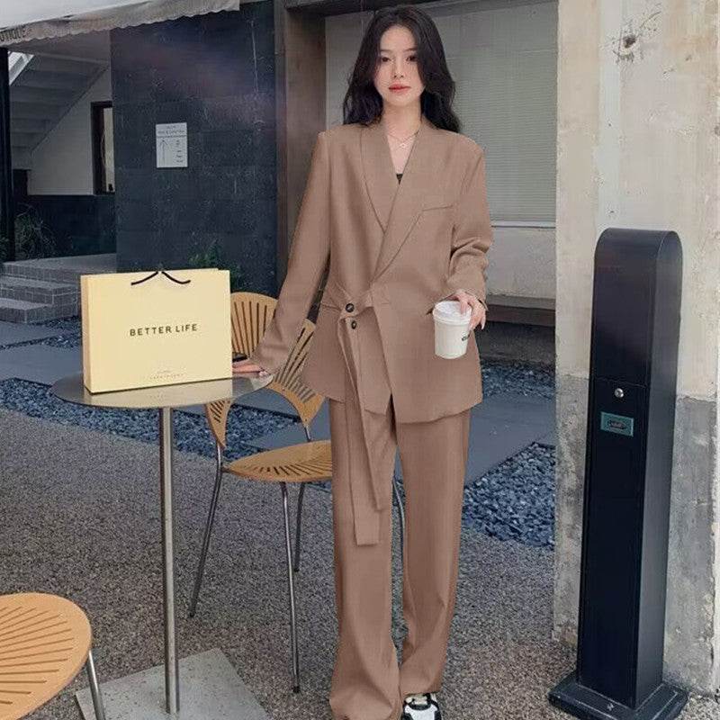 Chic and Versatile Women’s Business Suits UK for Everyday Style - MODISH X