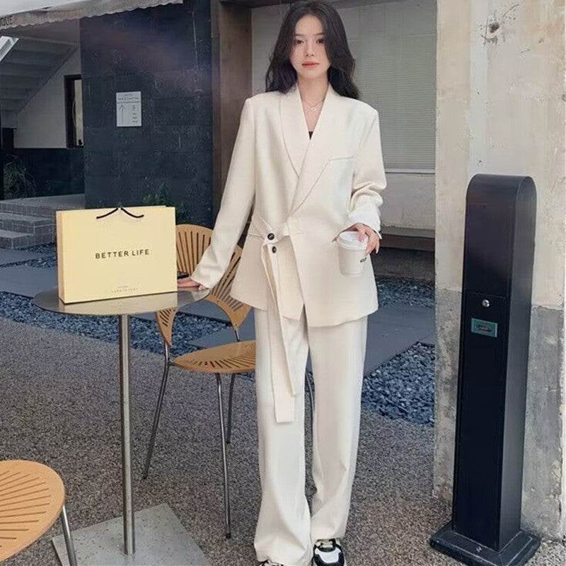Chic and Versatile Women’s Business Suits UK for Everyday Style - MODISH X
