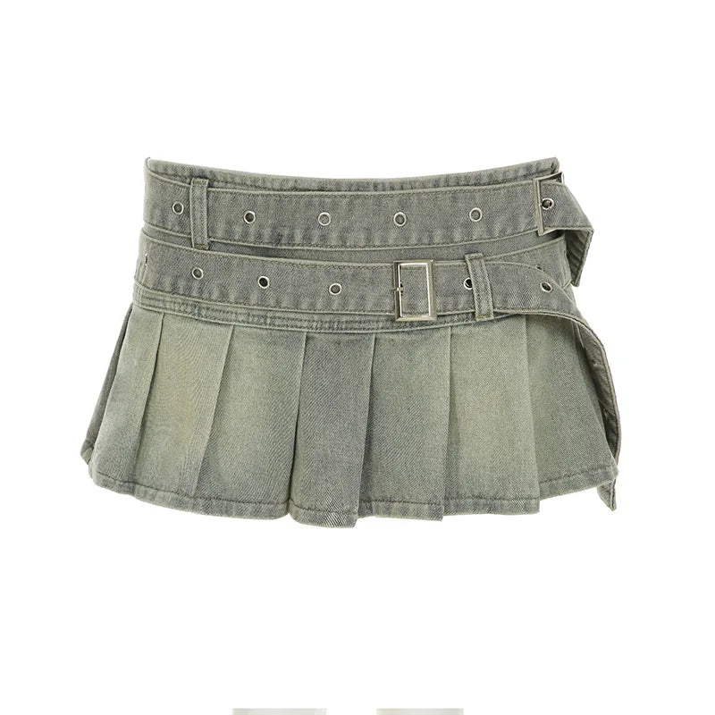 Women’s Vintage Low Waist Denim Skirt with Statement Belt – Chic Style