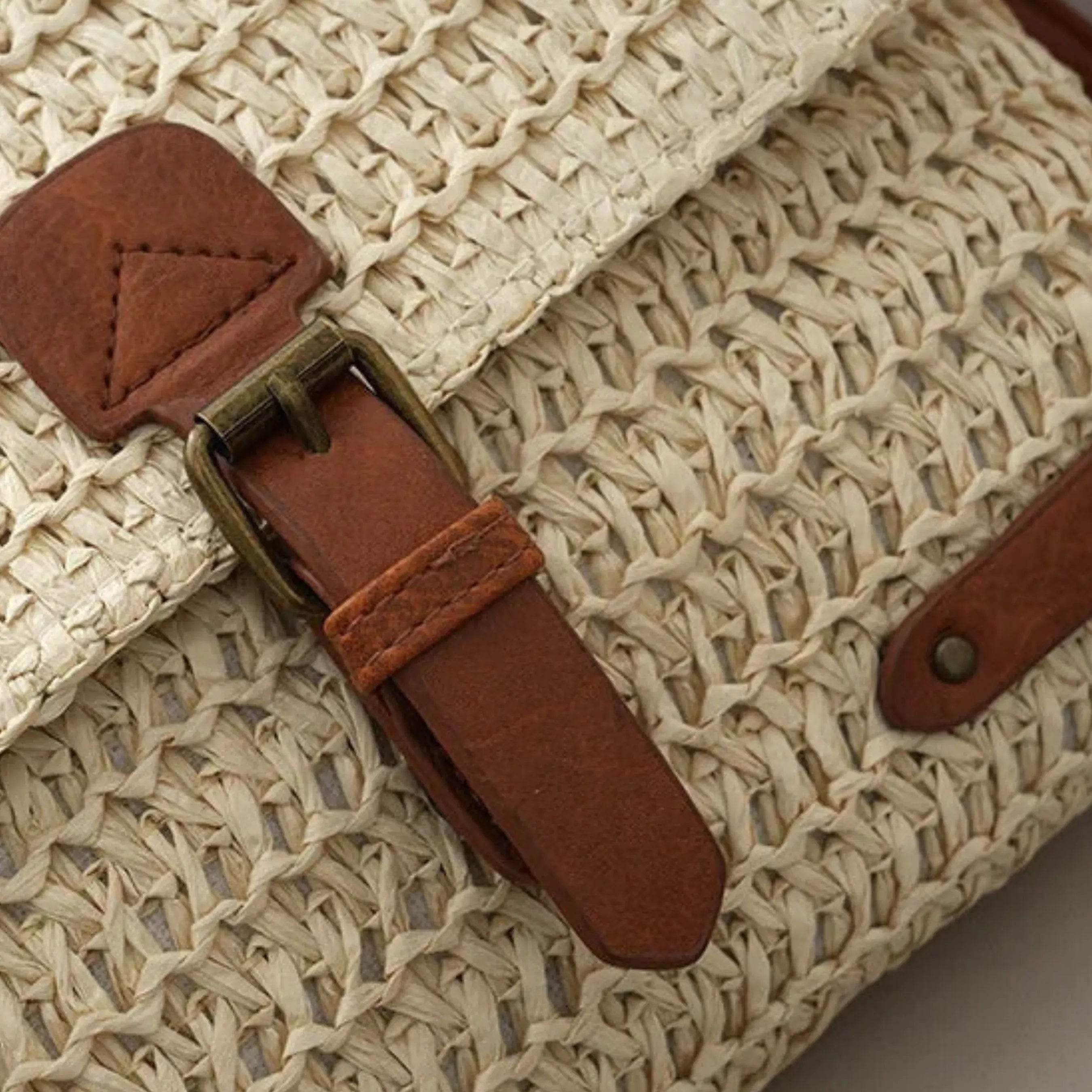 Travel Bag with Strap – Women's Summer Straw Crossbody Handbag - MODISH X