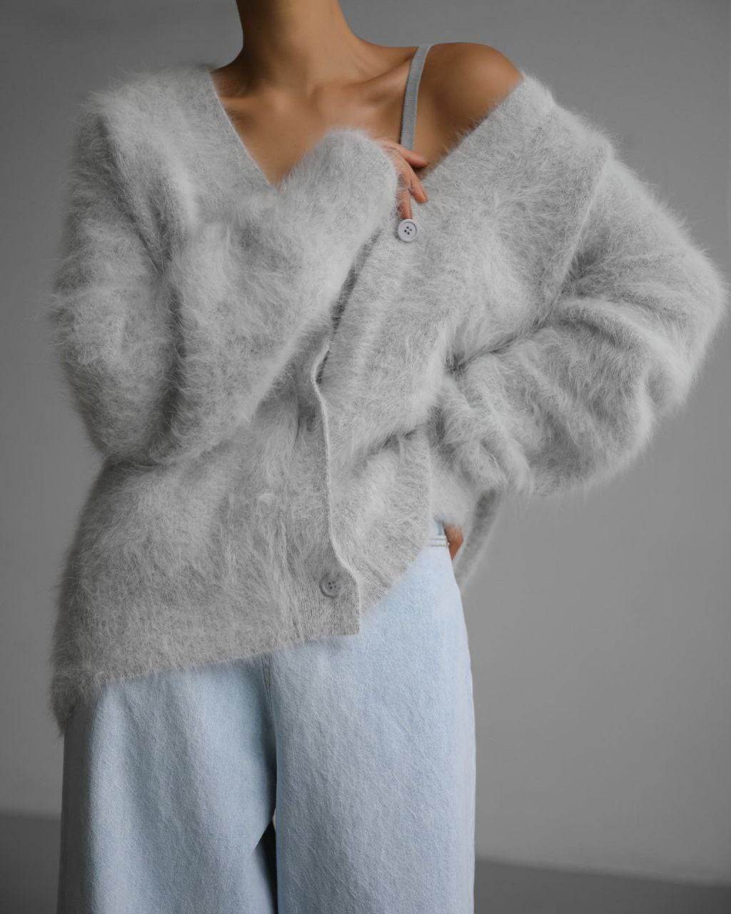 Large V-Neck Cardigan Sweater – Stylish Knitwear for Winter Elegance - MODISH X