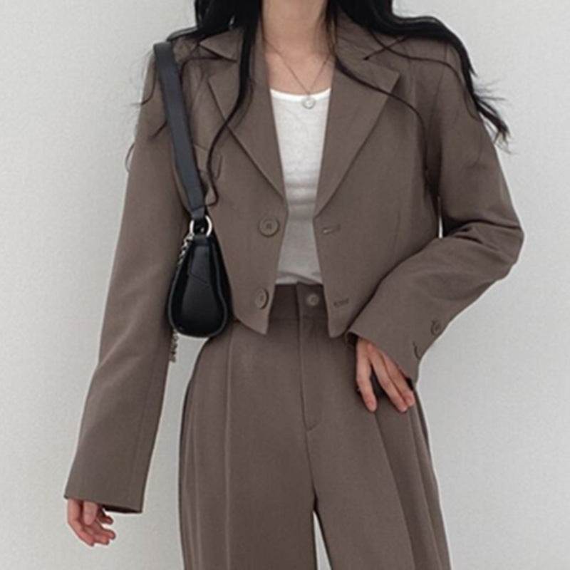 Effortlessly Stylish Women’s Business Suits for Modern Fashion - MODISH X