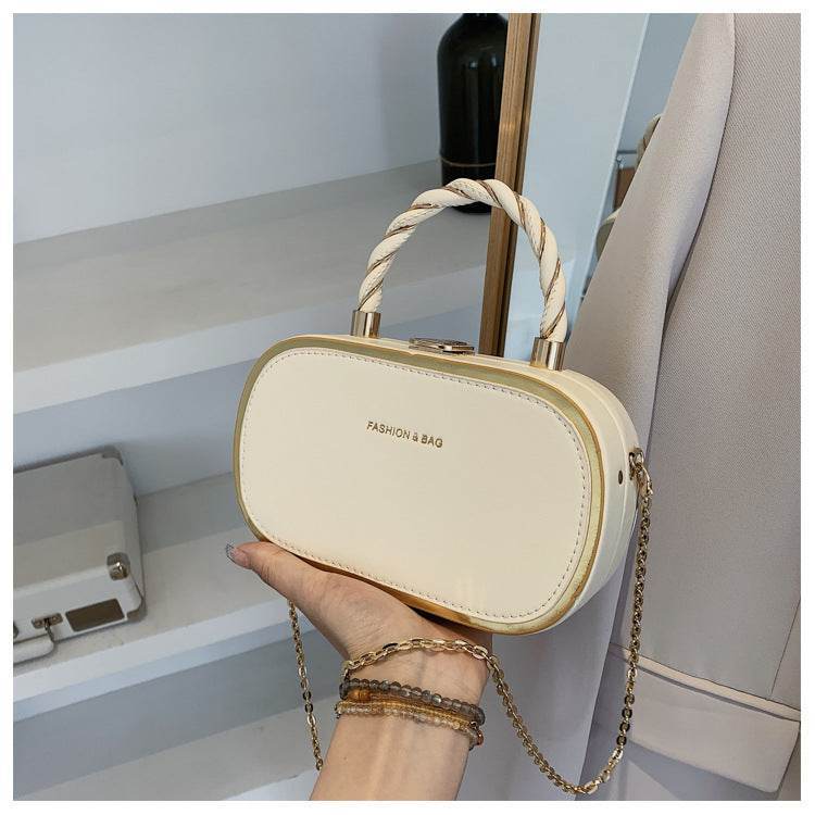 Black Leather Crossbody Bag with Chain Lock – Stylish & Functional - MODISH X 
