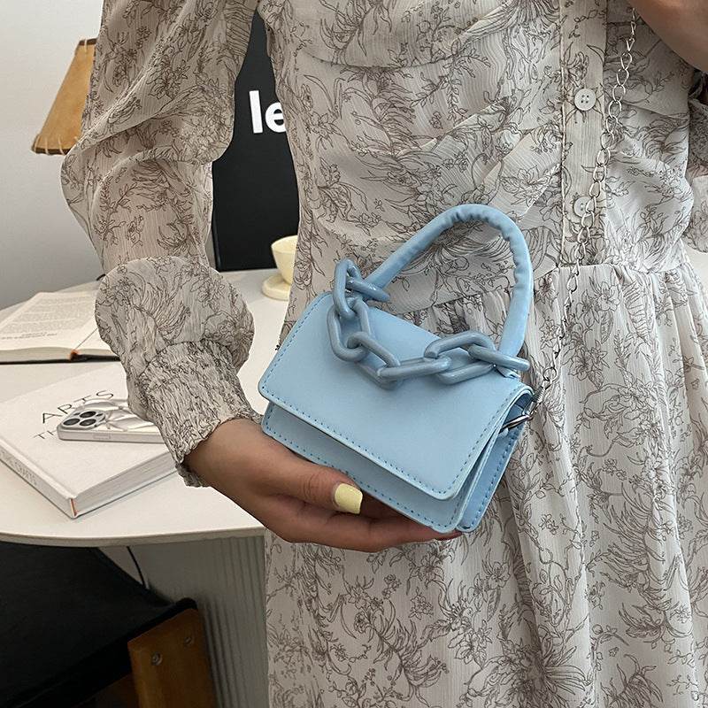 Stylish Women’s Small Crossbody Bag with Chain Strap - MODISH X 