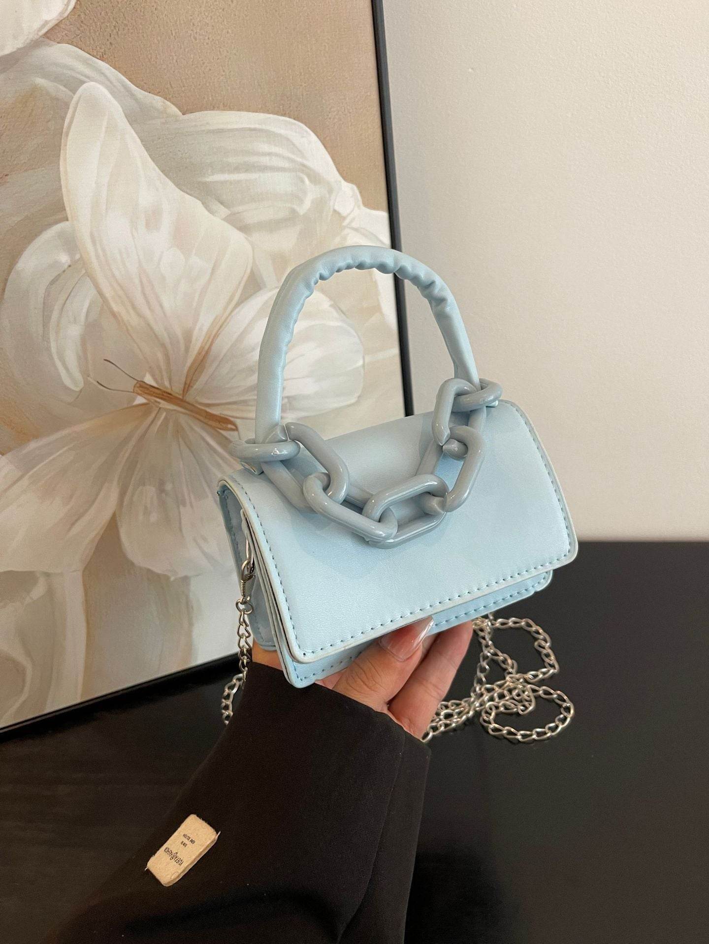 Stylish Women’s Small Crossbody Bag with Chain Strap - MODISH X 