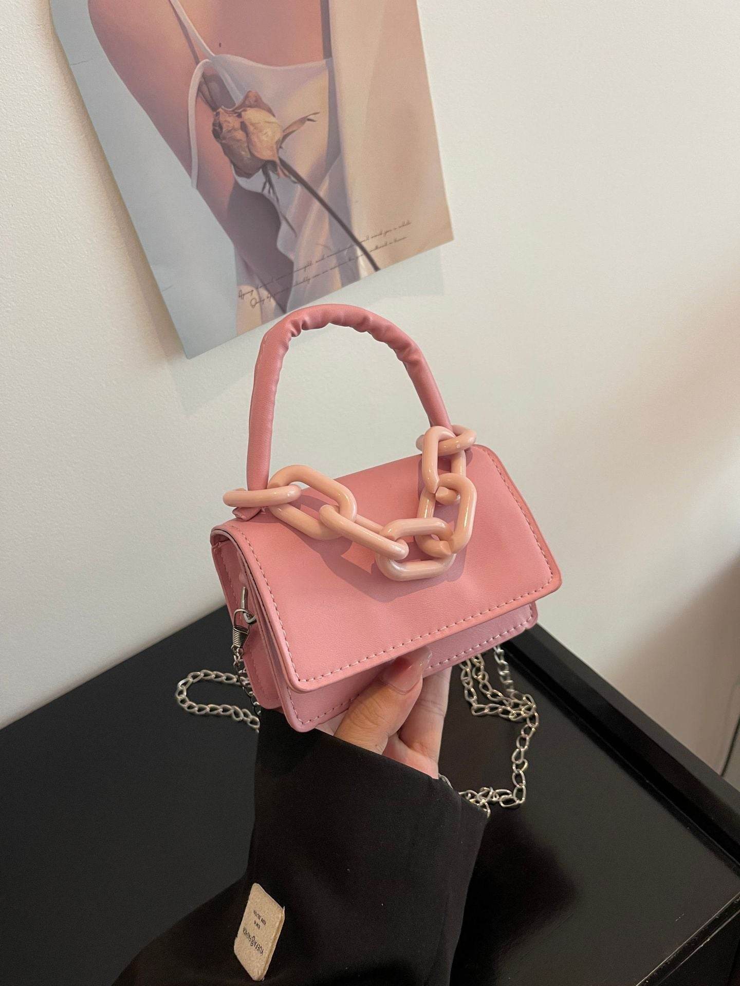 Stylish Women’s Small Crossbody Bag with Chain Strap - MODISH X 